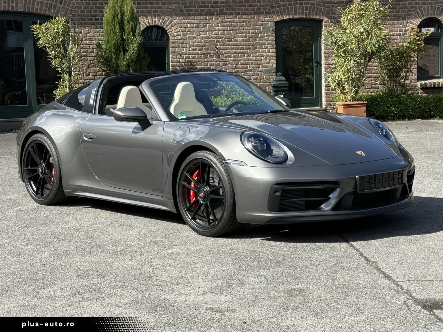 PORSCHE 992 911 Targa 4 GTS  MANUFAKTUR BI-COLOR BOSE SP