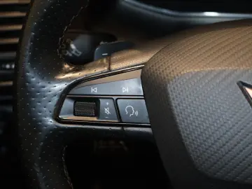 CUPRA Ateca 4Drive-360 -Virt-Navi-Pano-Beats-Akrapovic