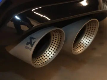 CUPRA Ateca 4Drive-360 -Virt-Navi-Pano-Beats-Akrapovic