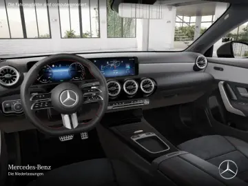 MERCEDES-BENZ CLA 250 e Cp AMG 18  Pano Distr Night