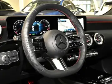 MERCEDES-BENZ CLA 250 e Coupé AMG Sport Advanced  Distr.