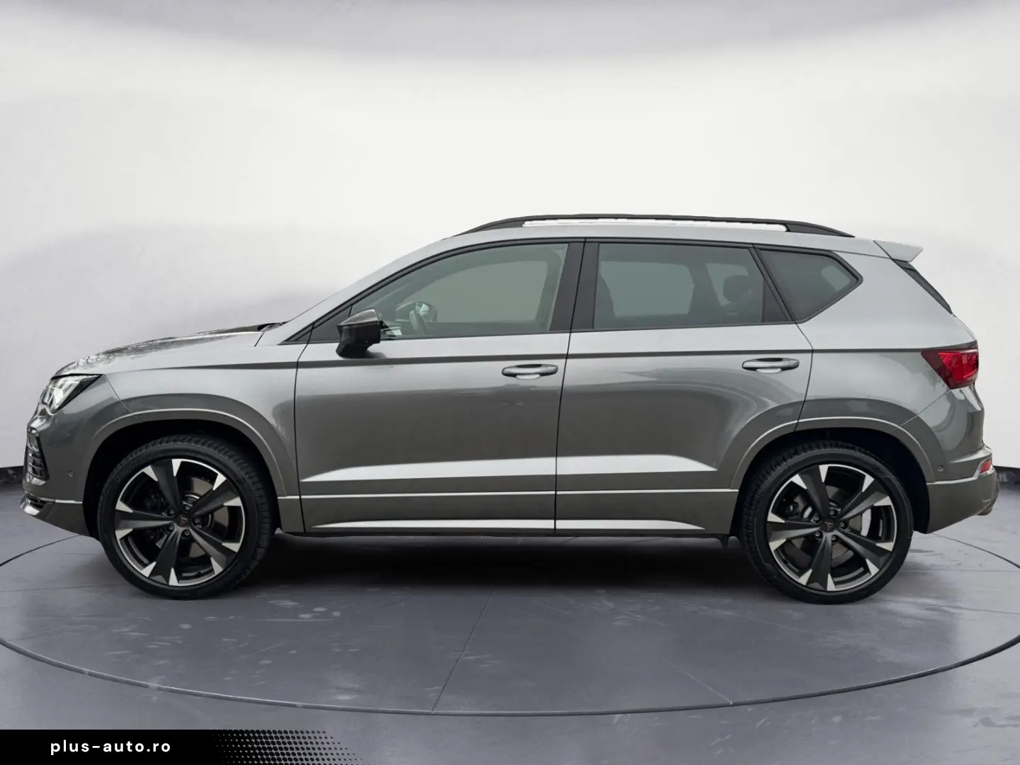CUPRA Ateca VZ 2.0 TSI DSG AHK PANO AKRAPOVIC BEATS 36