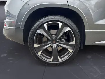 CUPRA Ateca VZ 2.0 TSI DSG AHK PANO AKRAPOVIC BEATS 36