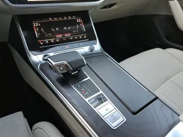 AUDI A7 Sportback 50 TFSIe quattro S tronic S line-EX