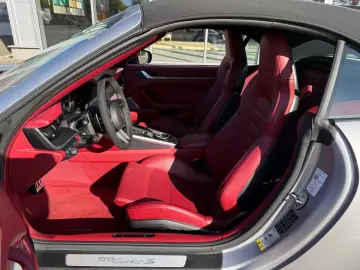 PORSCHE 911 992 TURBO S CAB. AERO-KIT  BURMESTER