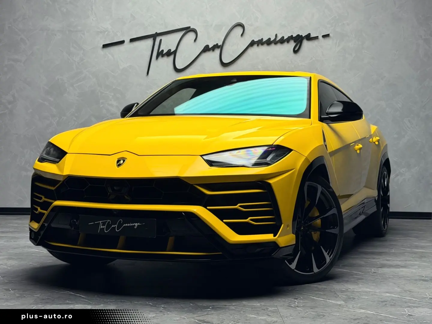 LAMBORGHINI Urus HuD B&O PANO 23   ANIMA 360 ACC