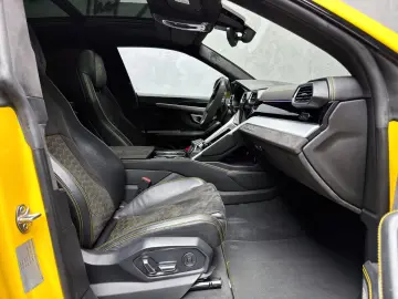LAMBORGHINI Urus HuD B&O PANO 23   ANIMA 360 ACC