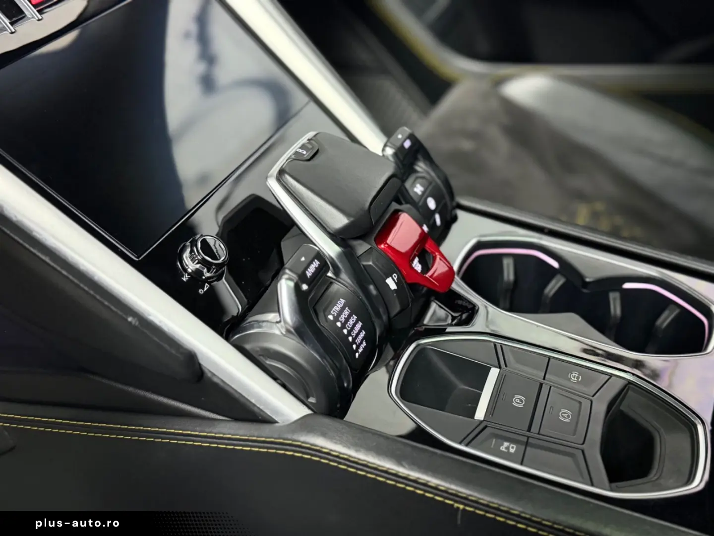 LAMBORGHINI Urus HuD B&O PANO 23   ANIMA 360 ACC
