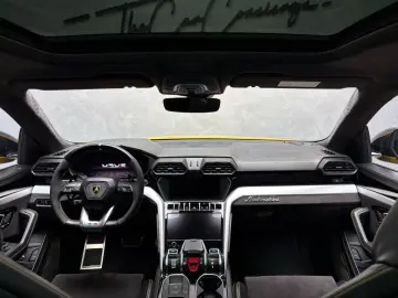 LAMBORGHINI Urus HuD B&O PANO 23   ANIMA 360 ACC