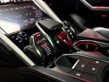 LAMBORGHINI Urus HuD B&O PANO 23   ANIMA 360 ACC