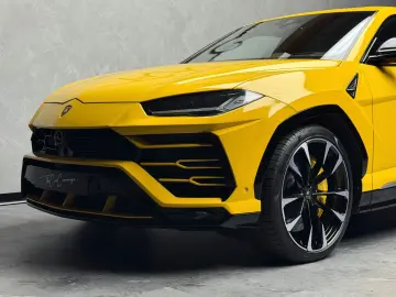 LAMBORGHINI Urus HuD B&O PANO 23   ANIMA 360 ACC