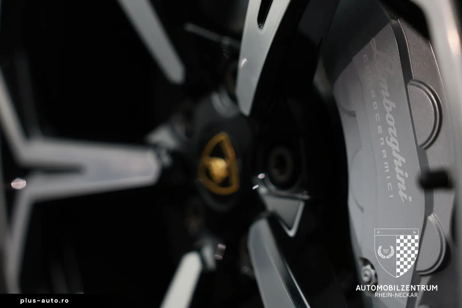 LAMBORGHINI Urus FullADAS Panorama B&O Style ANIMA Q-Citura