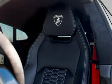 LAMBORGHINI Urus Carbon FULL