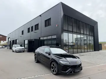 LAMBORGHINI Urus 4.0 V8 Aut Keramik Akra Pano Soft Head Up