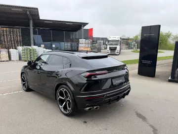 LAMBORGHINI Urus 4.0 V8 Aut Keramik Akra Pano Soft Head Up