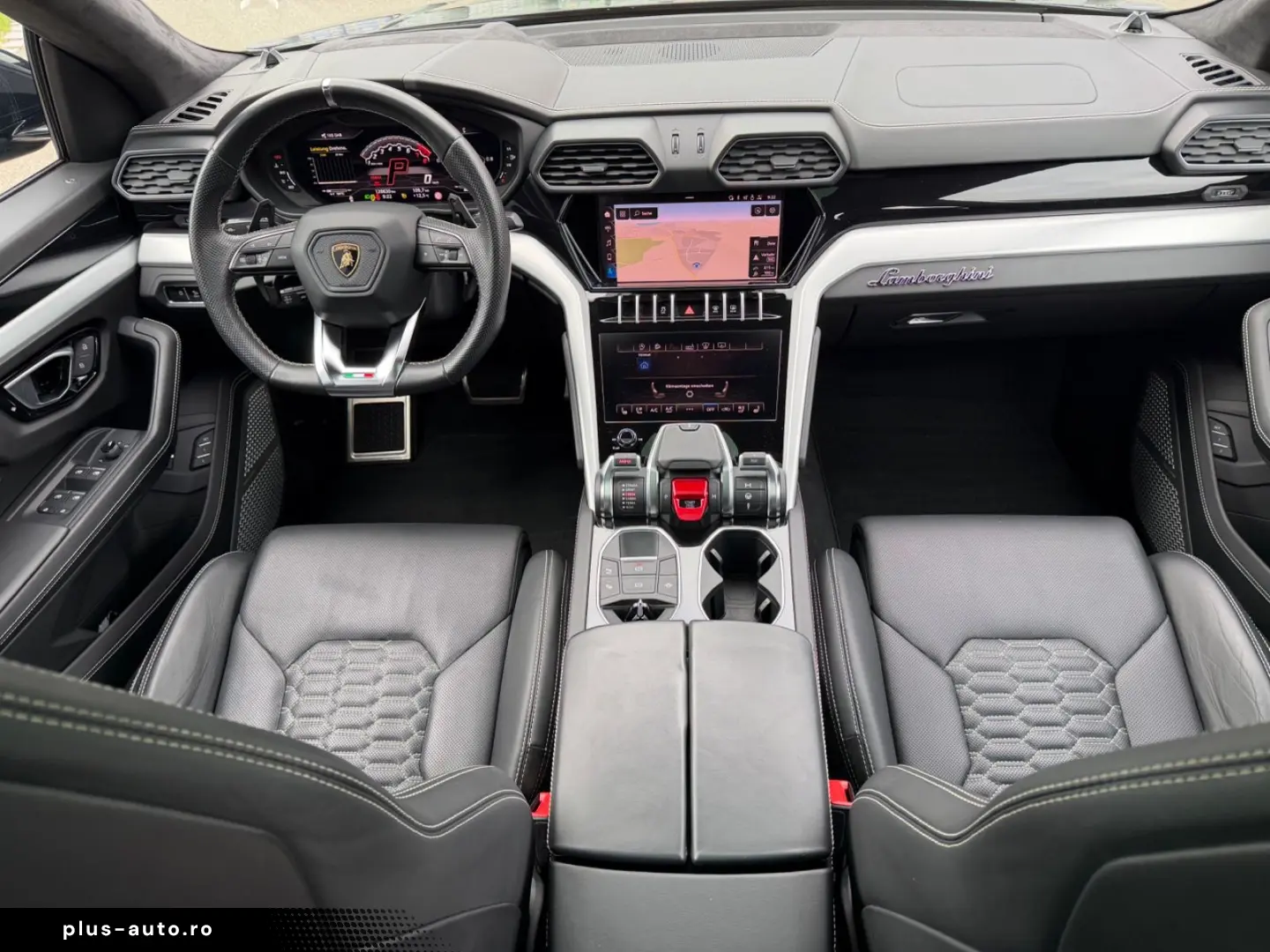 LAMBORGHINI Urus 4.0 V8 Aut Keramik Akra Pano Soft Head Up
