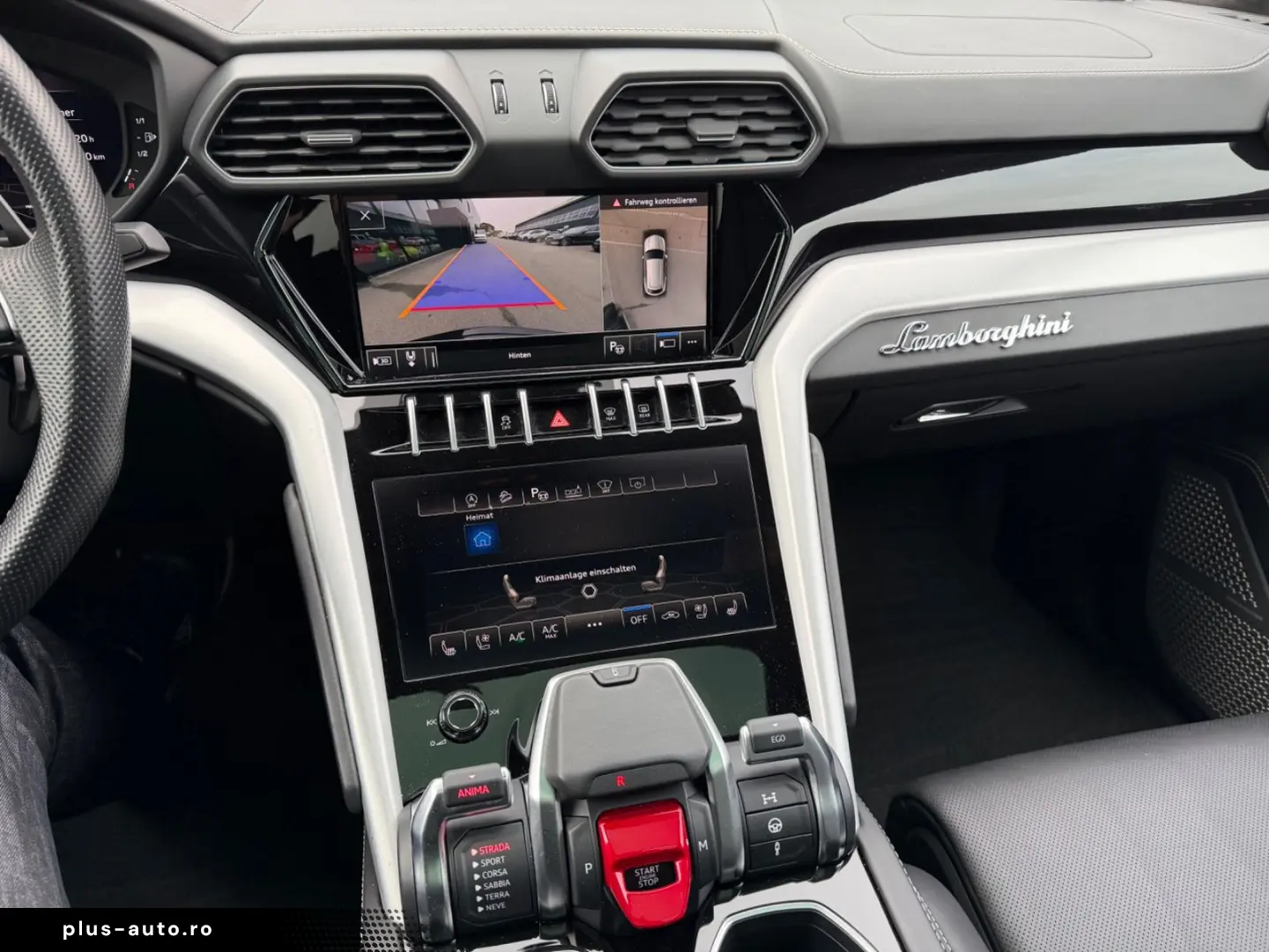 LAMBORGHINI Urus 4.0 V8 Aut Keramik Akra Pano Soft Head Up