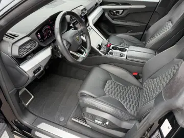 LAMBORGHINI Urus 4.0 V8 Aut Keramik Akra Pano Soft Head Up