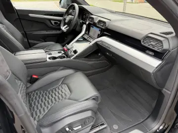 LAMBORGHINI Urus 4.0 V8 Aut Keramik Akra Pano Soft Head Up