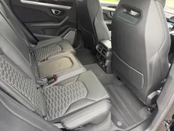 LAMBORGHINI Urus 4.0 V8 Aut Keramik Akra Pano Soft Head Up