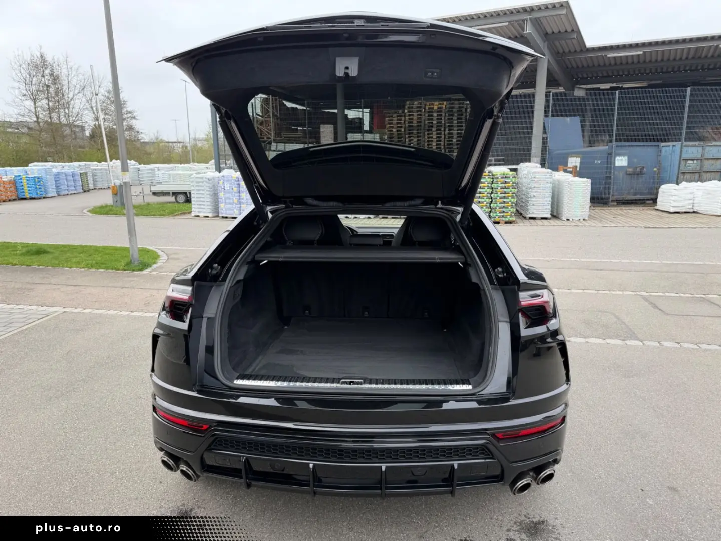 LAMBORGHINI Urus 4.0 V8 Aut Keramik Akra Pano Soft Head Up