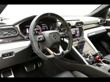 LAMBORGHINI Urus Q-CITURA CARBON TV B&O 3D FULL  ADAS HUD