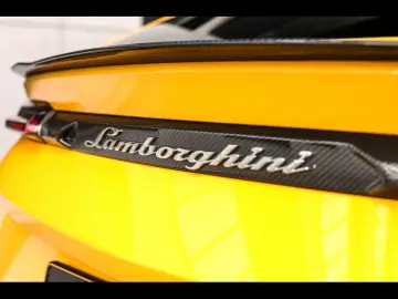 LAMBORGHINI Urus Q-CITURA CARBON TV B&O 3D FULL  ADAS HUD