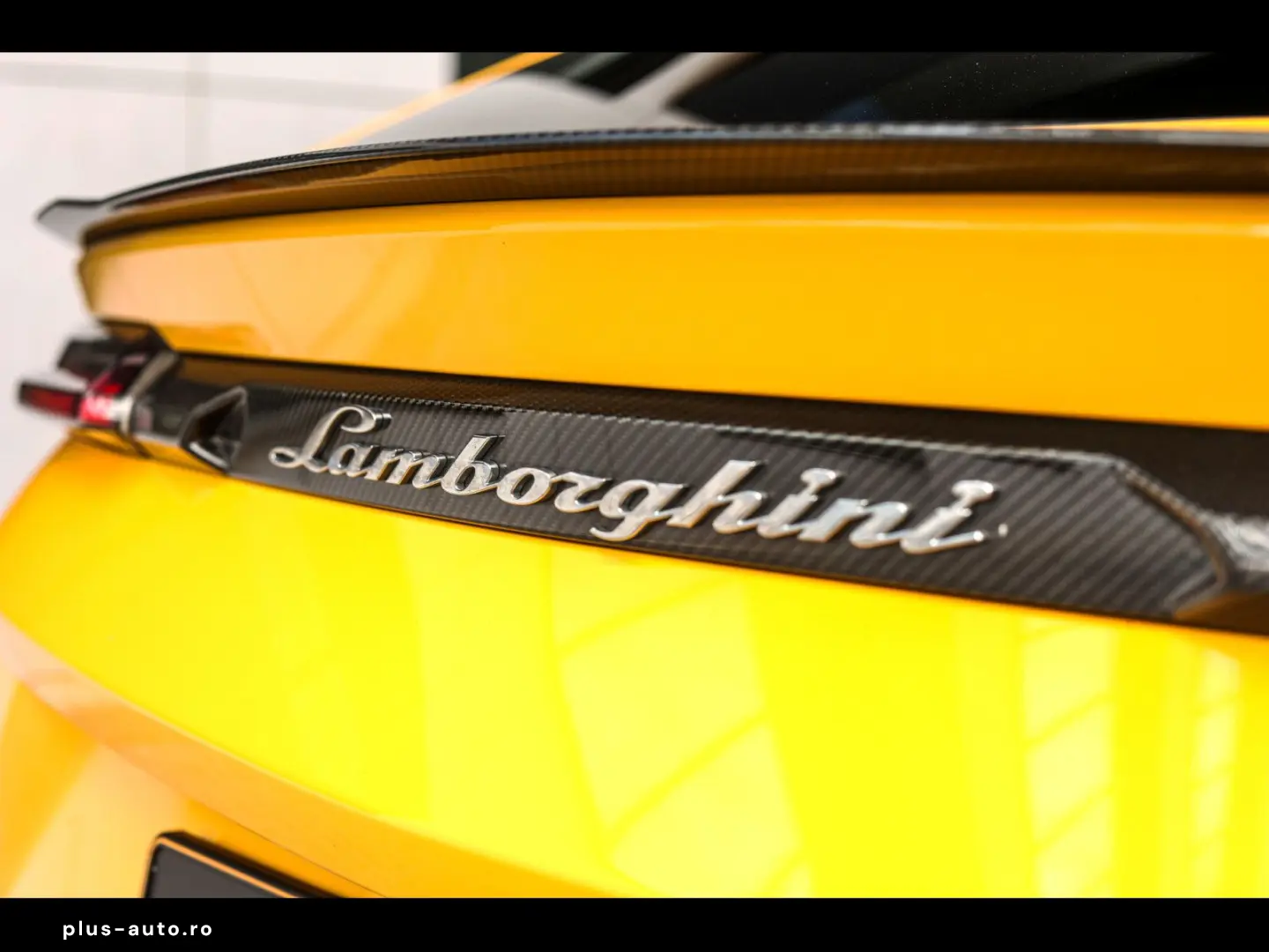 LAMBORGHINI Urus Q-CITURA CARBON TV B&O 3D FULL  ADAS HUD