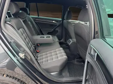 Volkswagen Golf- Rate fara avans! Garantie! Km. certificati!