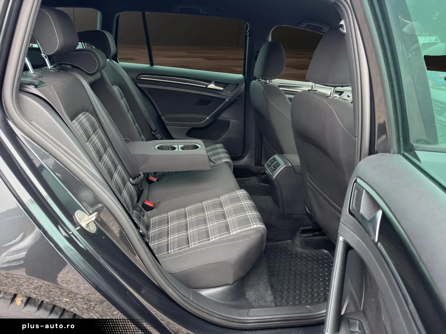 Volkswagen Golf- Rate fara avans! Garantie! Km. certificati!