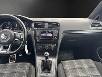 Volkswagen Golf- Rate fara avans! Garantie! Km. certificati!