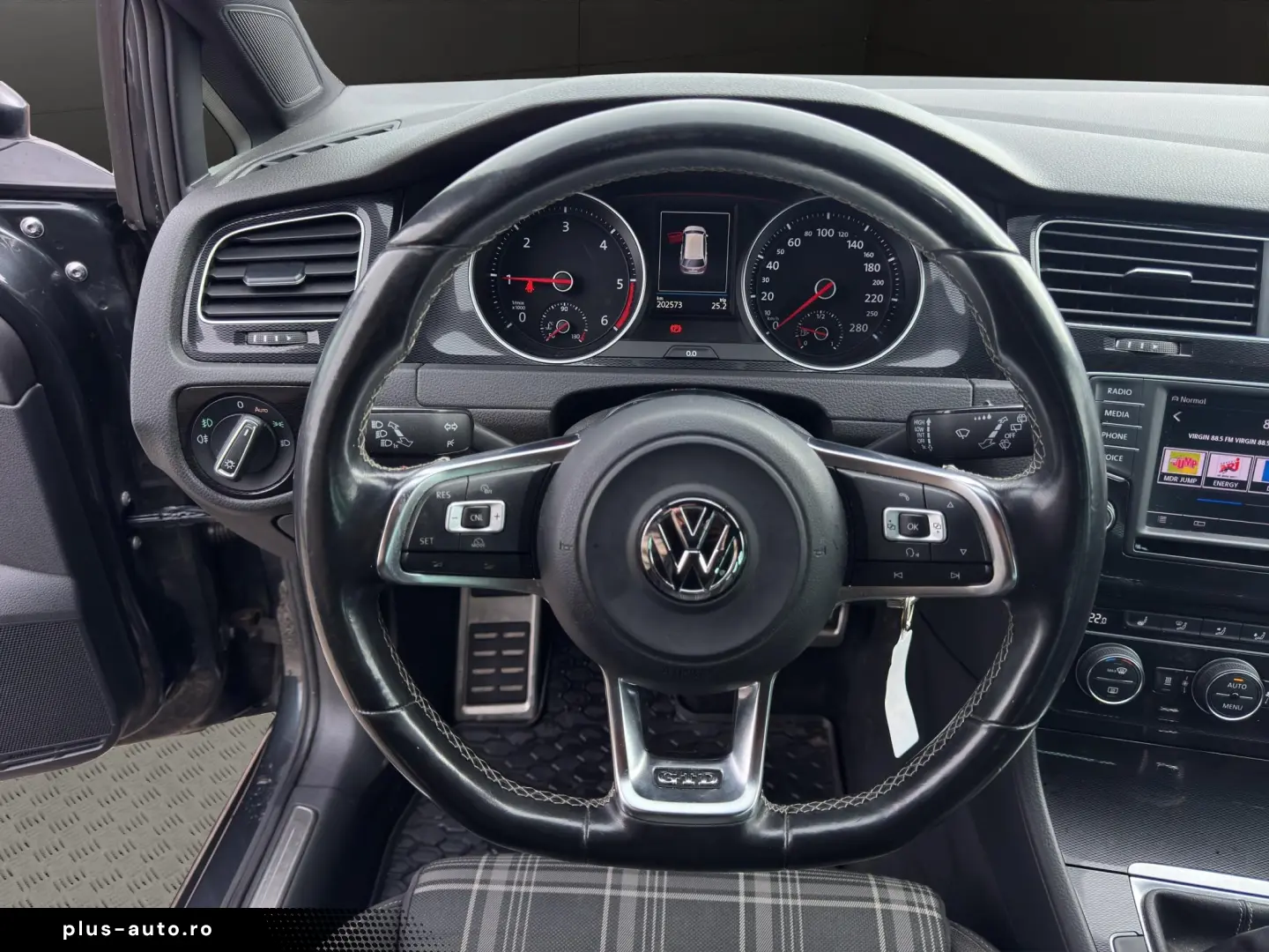 Volkswagen Golf- Rate fara avans! Garantie! Km. certificati!