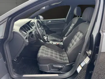 Volkswagen Golf- Rate fara avans! Garantie! Km. certificati!