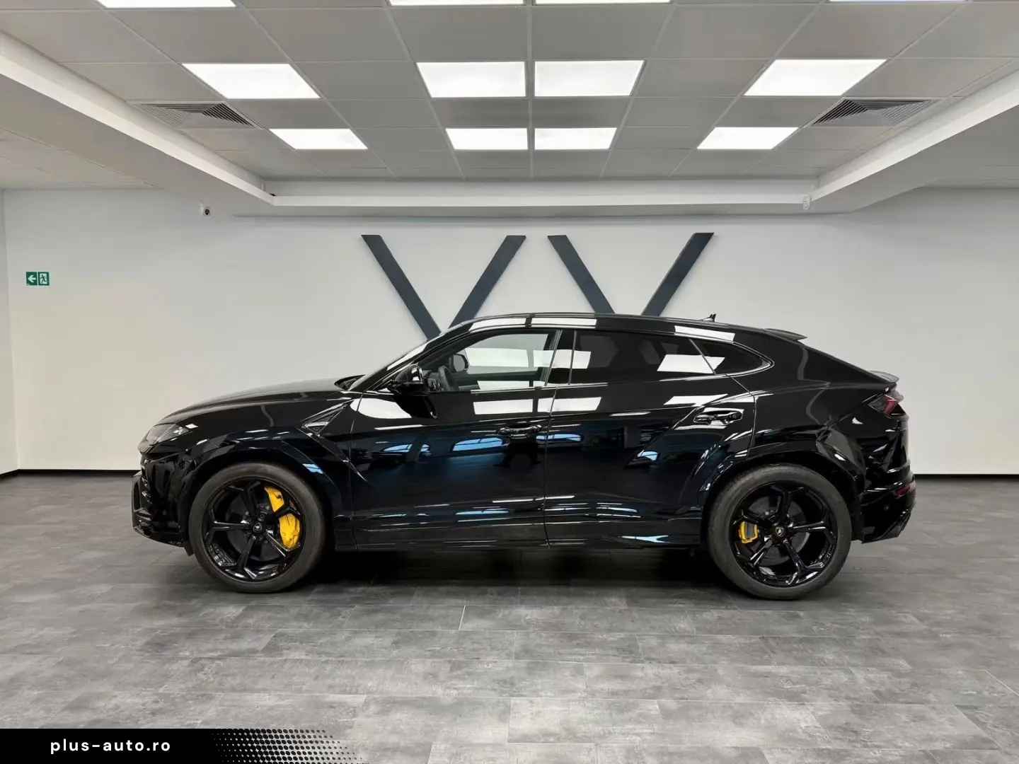 LAMBORGHINI Urus Voll B&O 22 Zoll