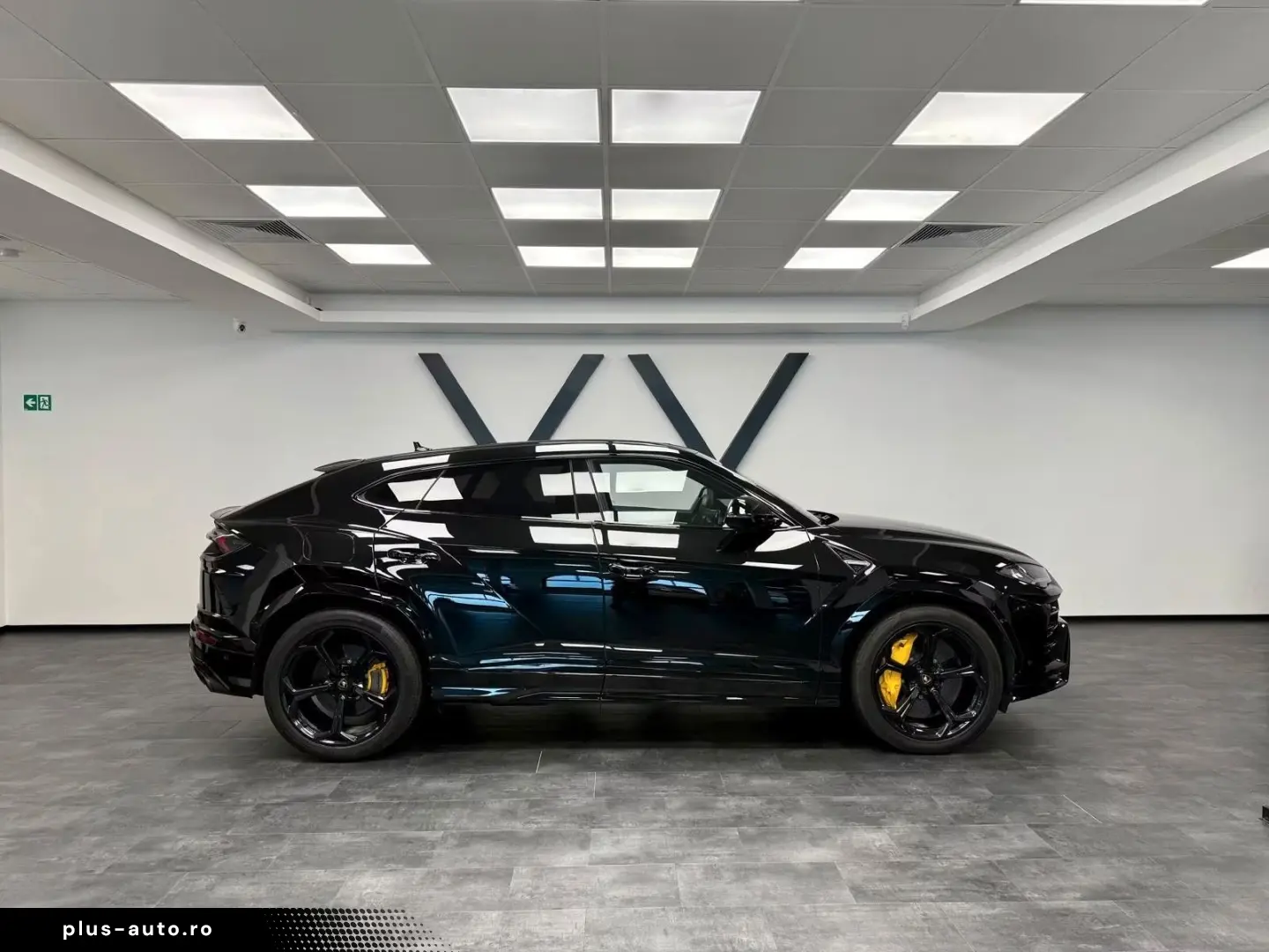 LAMBORGHINI Urus Voll B&O 22 Zoll