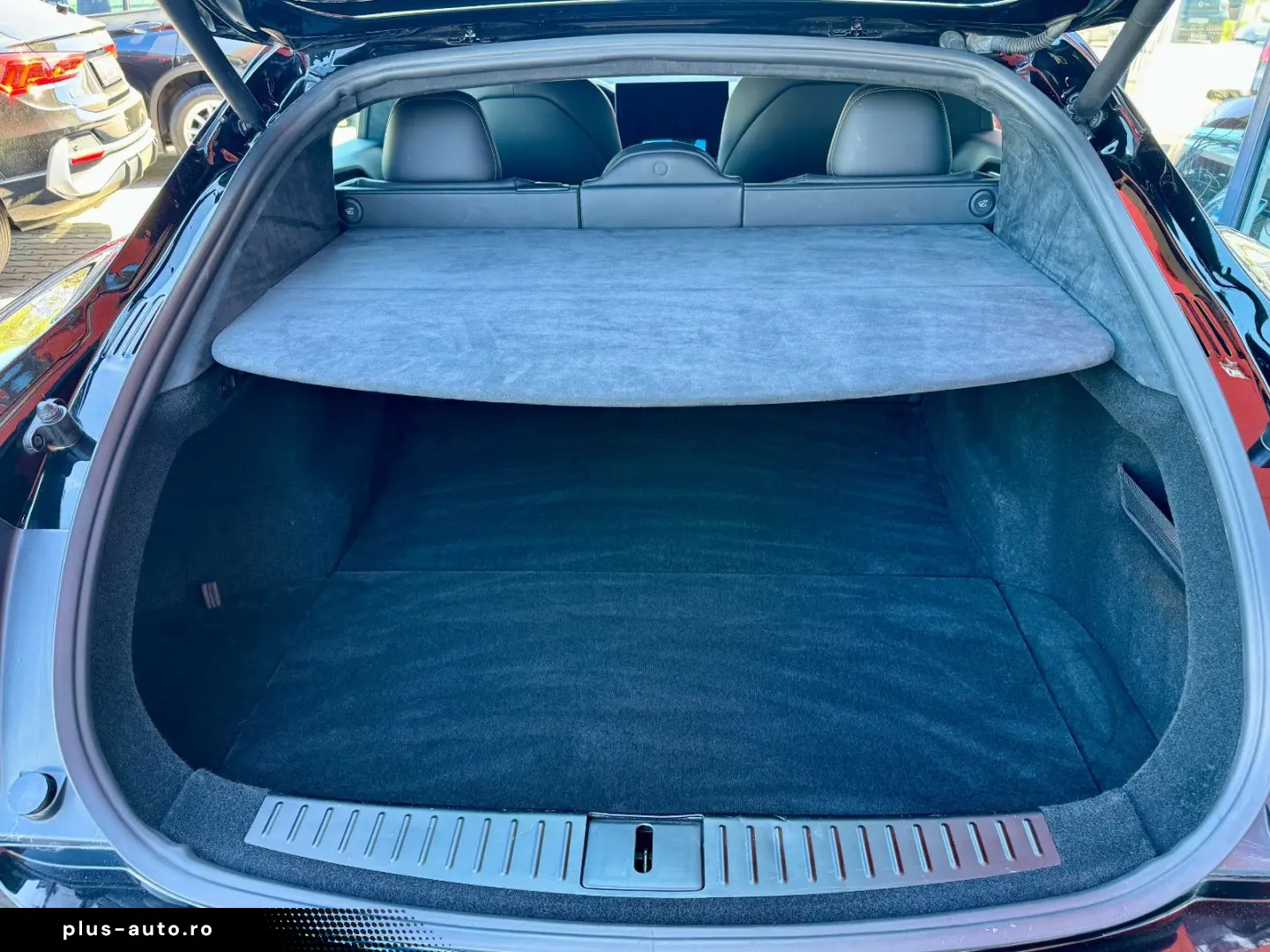 TESLA Model S Long Range AWD Autopilot 21 1-owner VAT