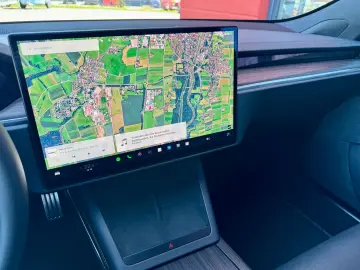 TESLA Model S Long Range AWD Autopilot 21 1-owner VAT