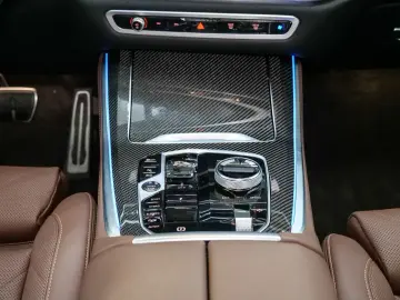BMW X5 xDrive50e M-Sport Aut Nav HuD LED Pano AHK