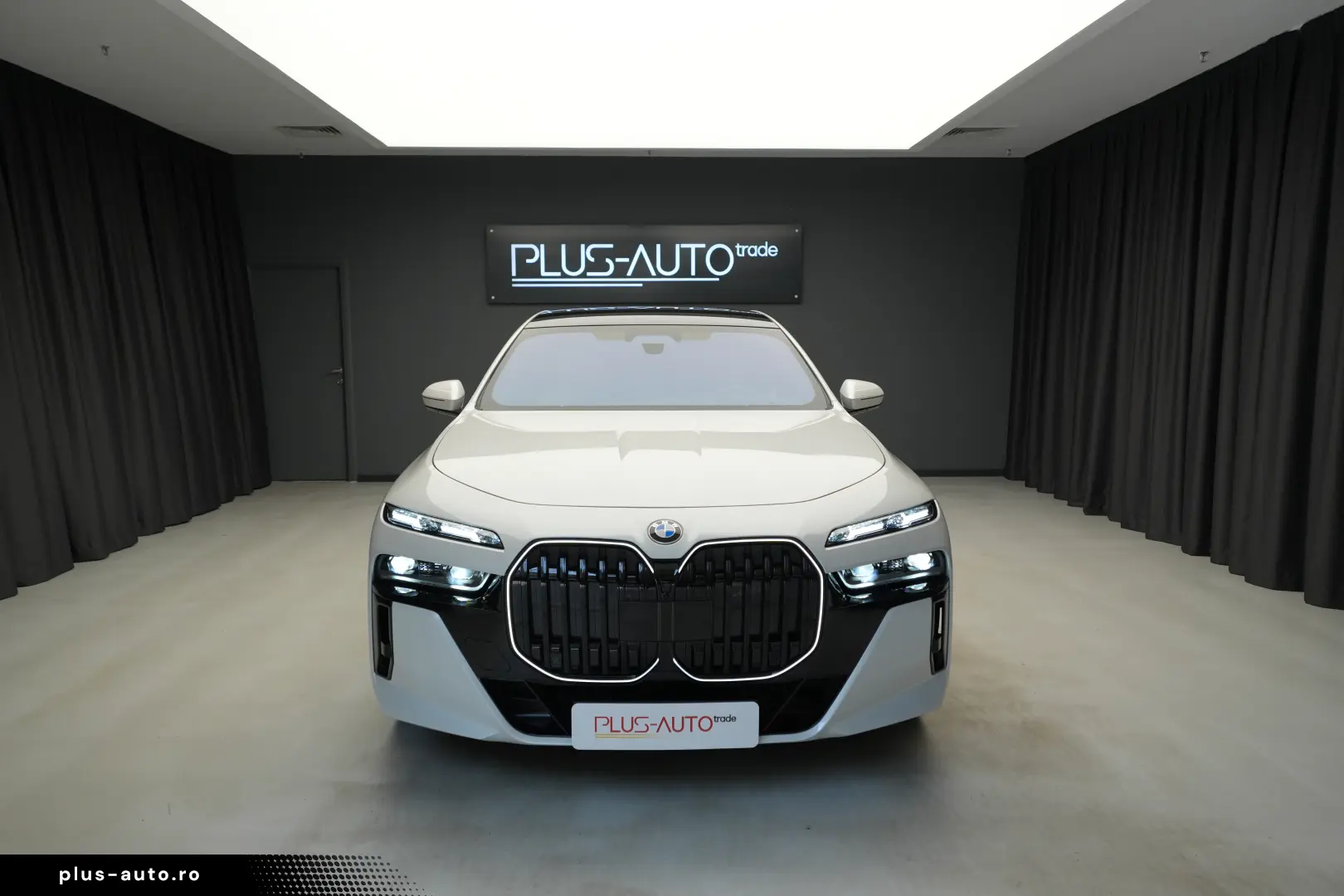 BMW SERIA 7  740d XDrive