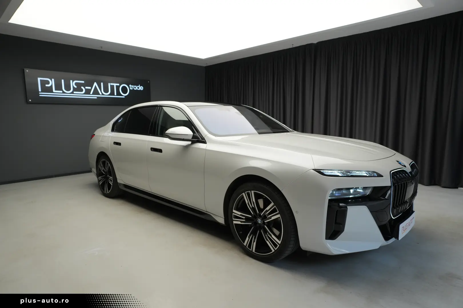 BMW SERIA 7  740d XDrive