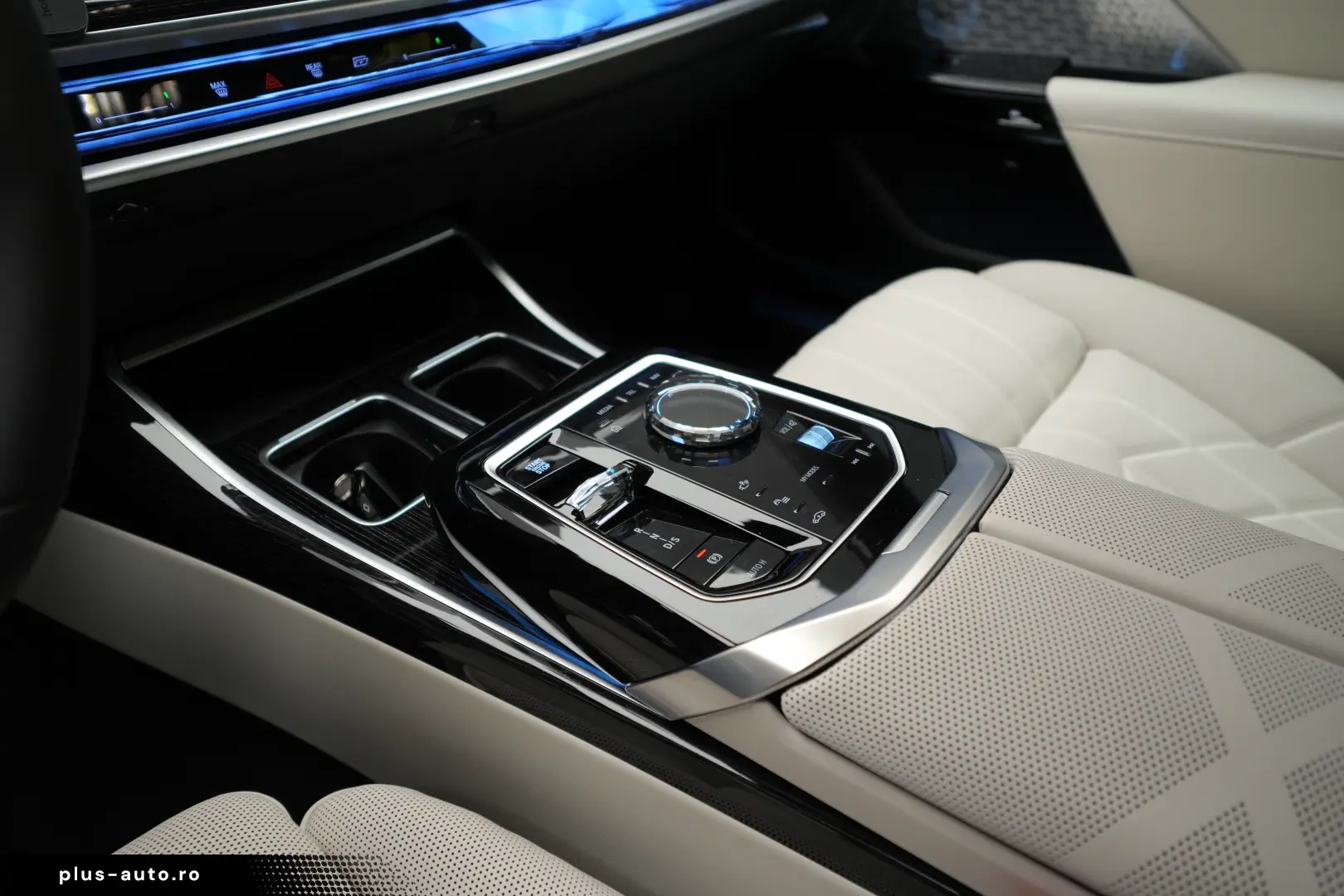 BMW SERIA 7  740d XDrive