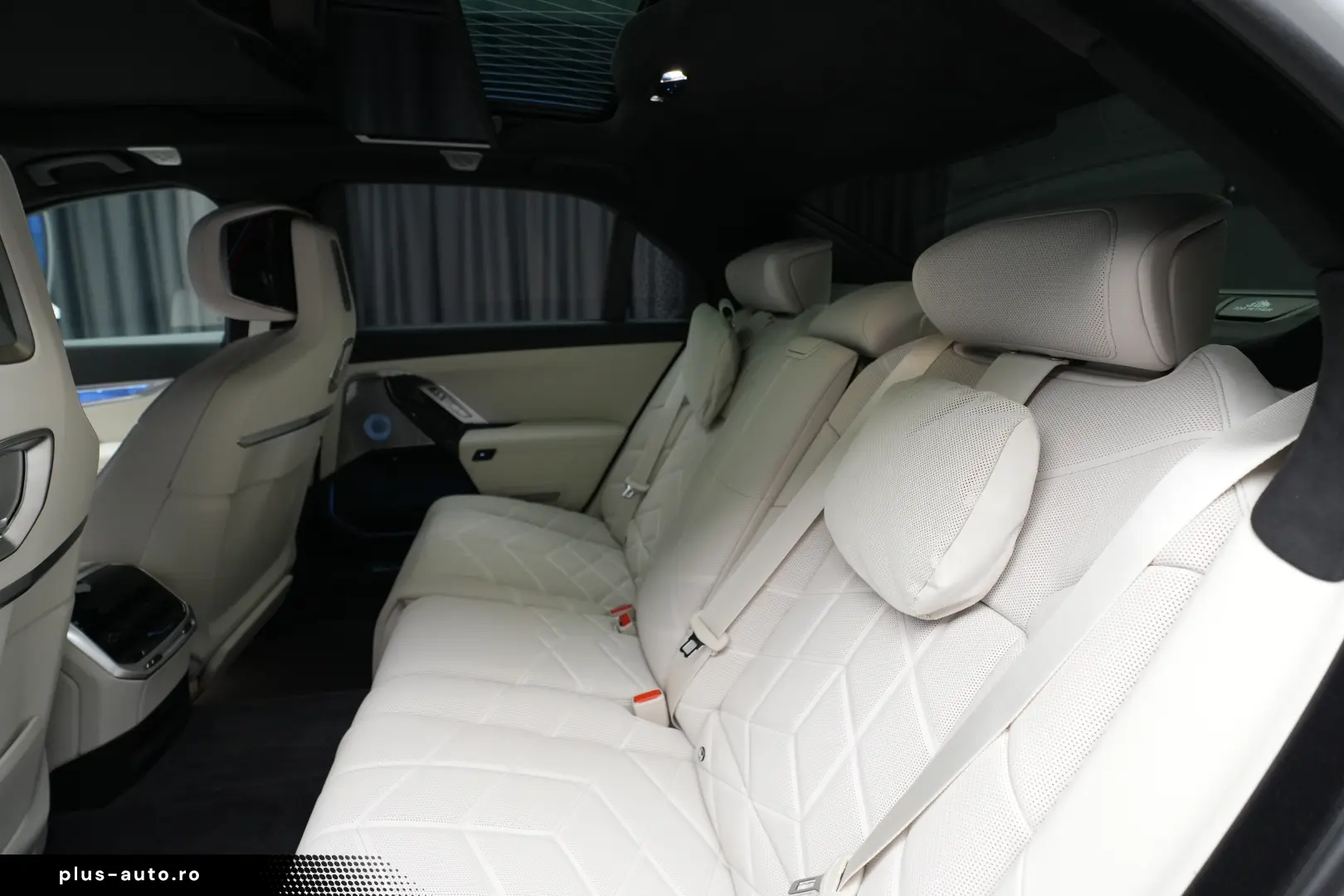BMW SERIA 7  740d XDrive