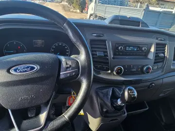Ford Transit Box