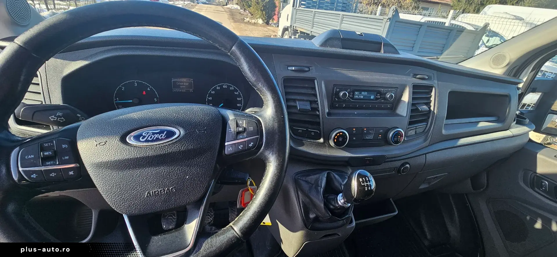 Ford Transit Box