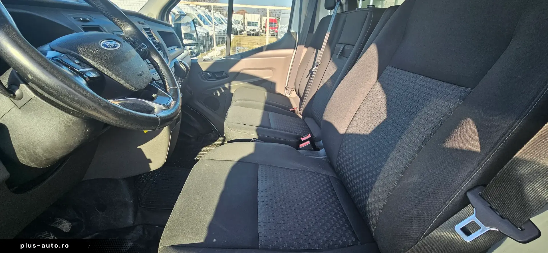 Ford Transit Box