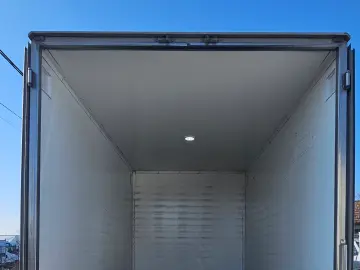 Ford Transit Box