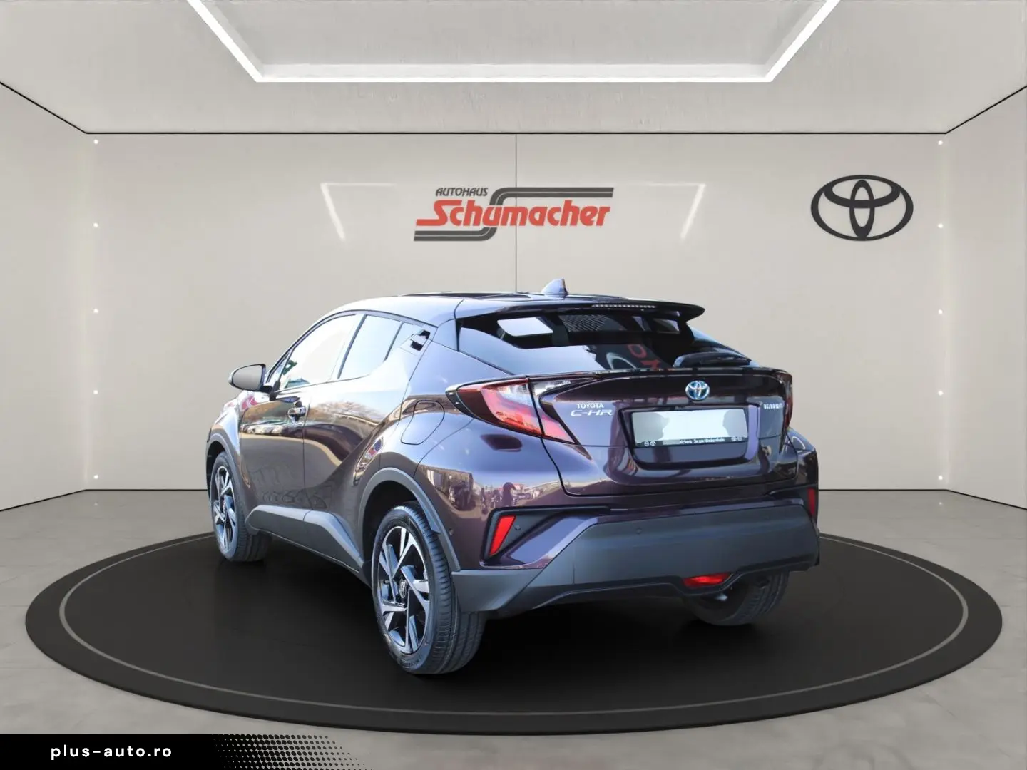 TOYOTA C-HR TEAM