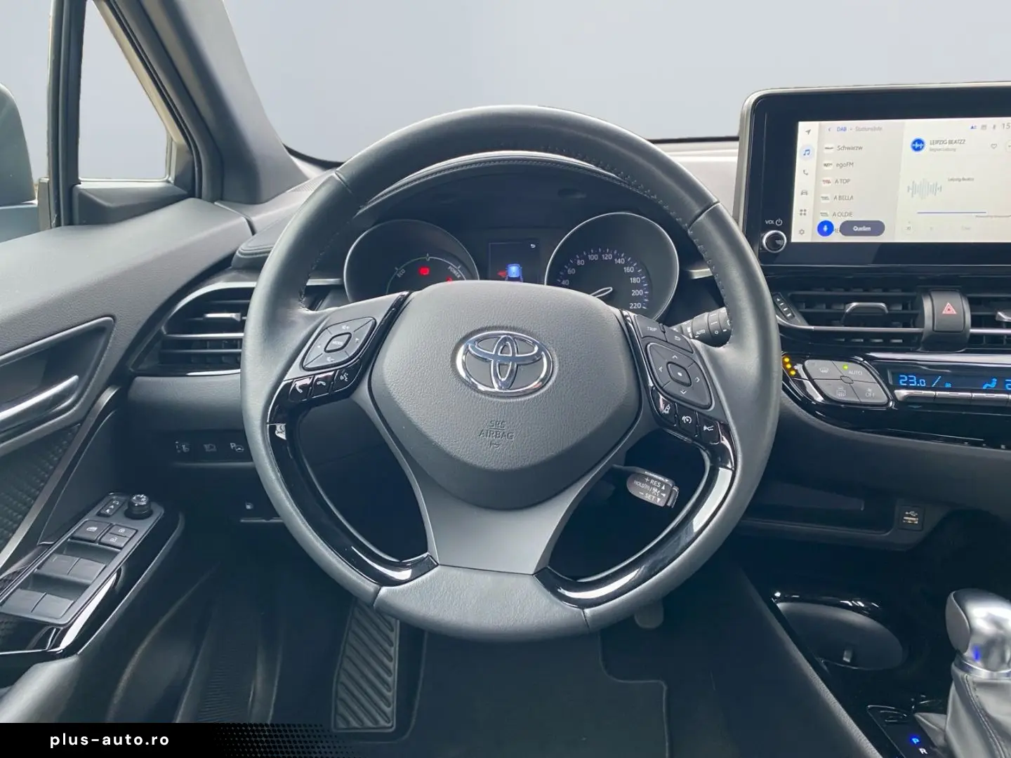 TOYOTA C-HR 1.8 Hybrid Team