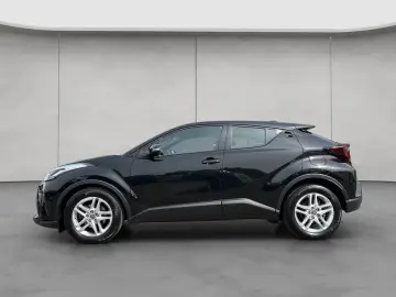 TOYOTA C-HR 1.8 Hybrid Flow