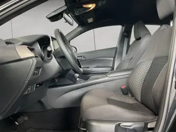 TOYOTA C-HR 1.8 Hybrid Flow